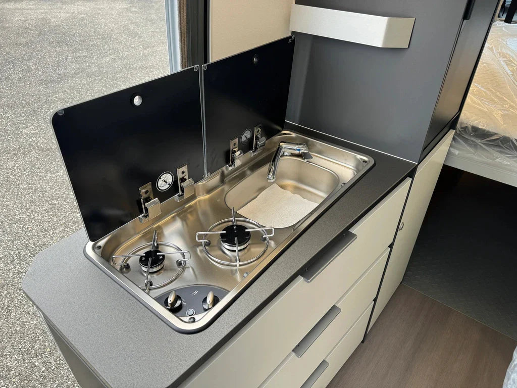 ADRIA 180PS Fiat Ducato 9 mit ACC Abstandstempomat TopAusstattung 640 SGX