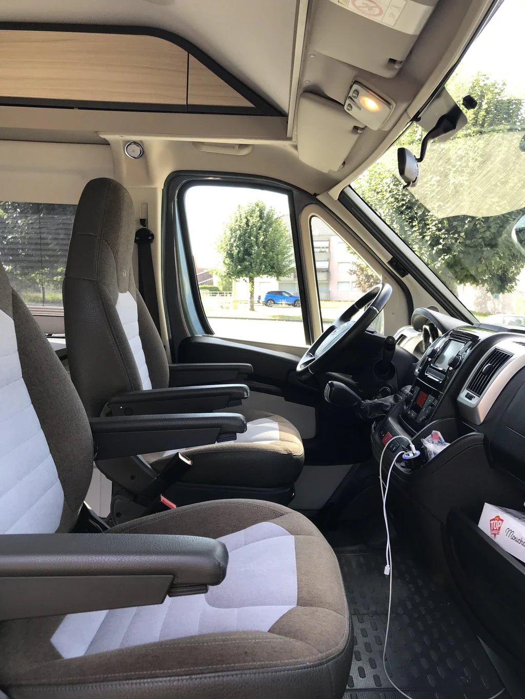 ADRIA Fiat Ducato maxi – ADRIA TWIN Plus 640 SLB