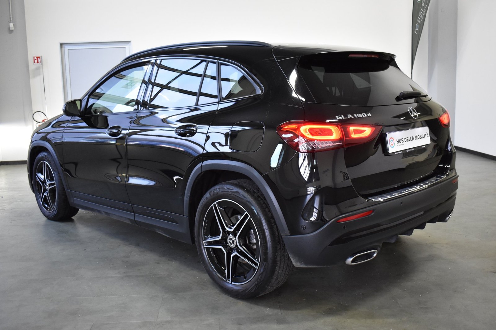 Mercedes-Benz GLA 180d Premium