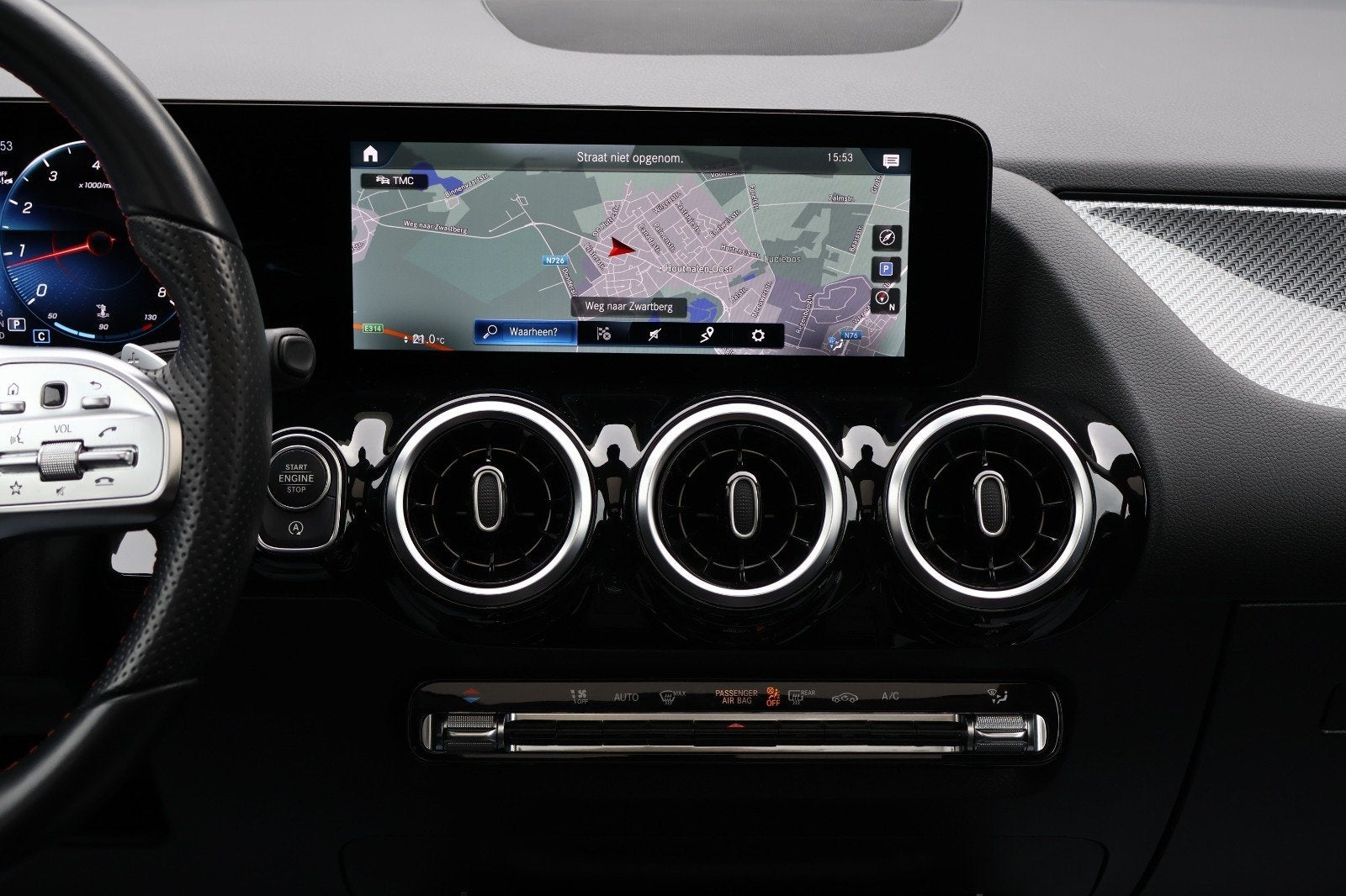 Mercedes-Benz GLA 180 AMG Line