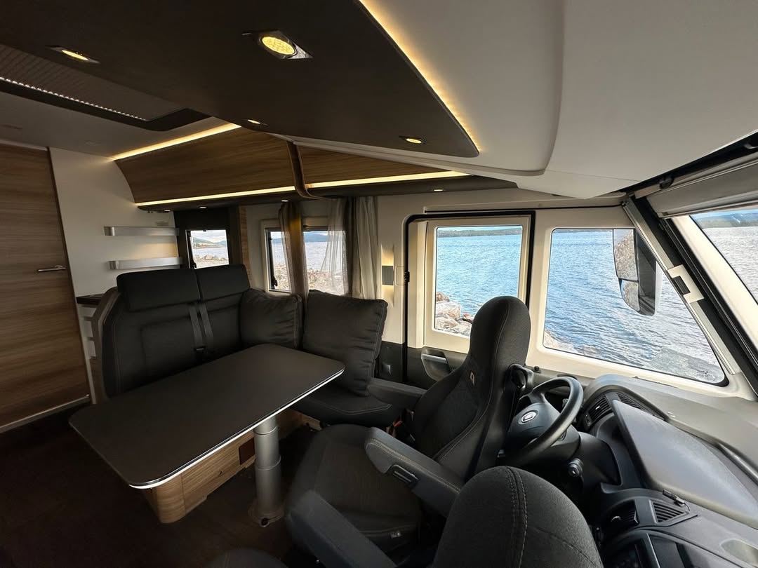 Adria Sonic Pluss SL 700