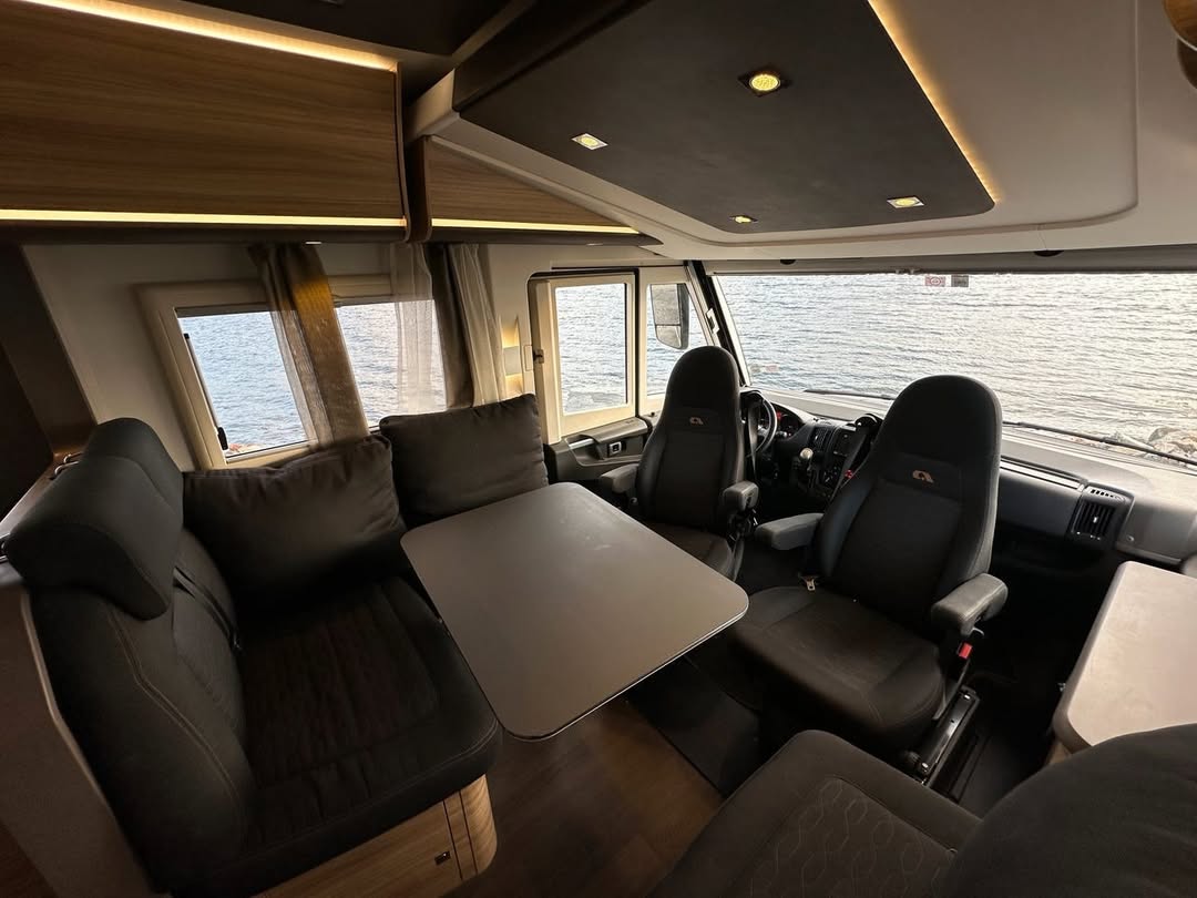 Adria Sonic Pluss SL 700