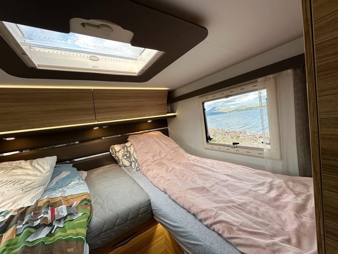 Adria Sonic Pluss SL 700