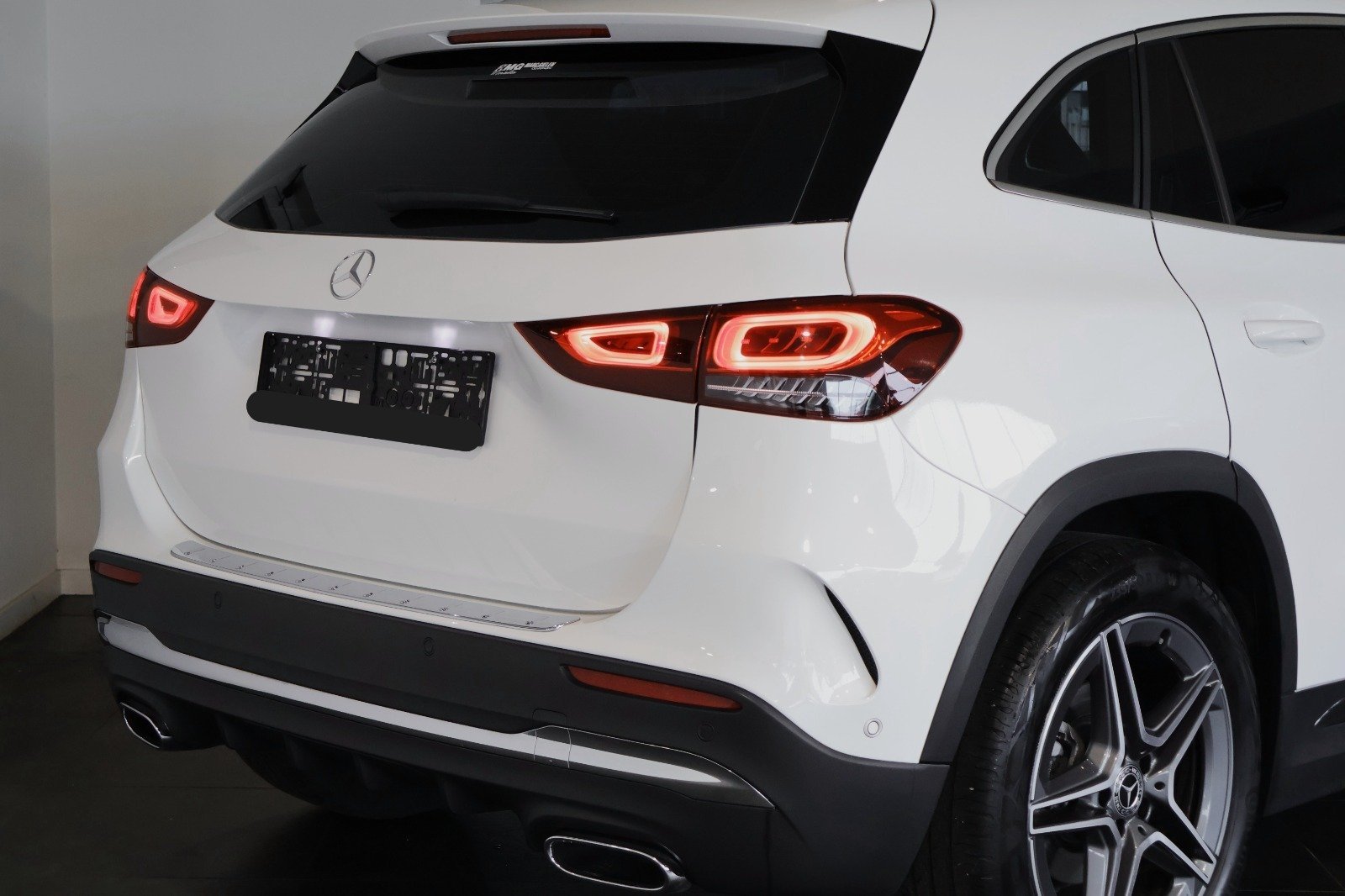 Mercedes-Benz GLA 180 AMG Line